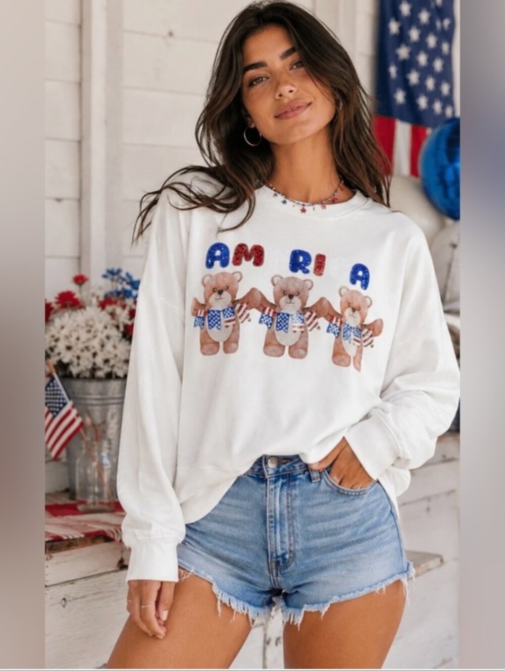 Peach Love White 'AMERICA' Teddy Graphic Crew Neck 🇺🇸